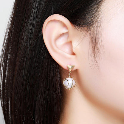 Elegant Pearl Drop Earrings -KFJE0409 - KHAISTA4