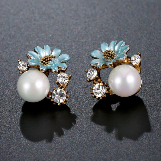 Flower Pearl Stud Earrings -KPE0352 - KHAISTA Fashion Jewellery