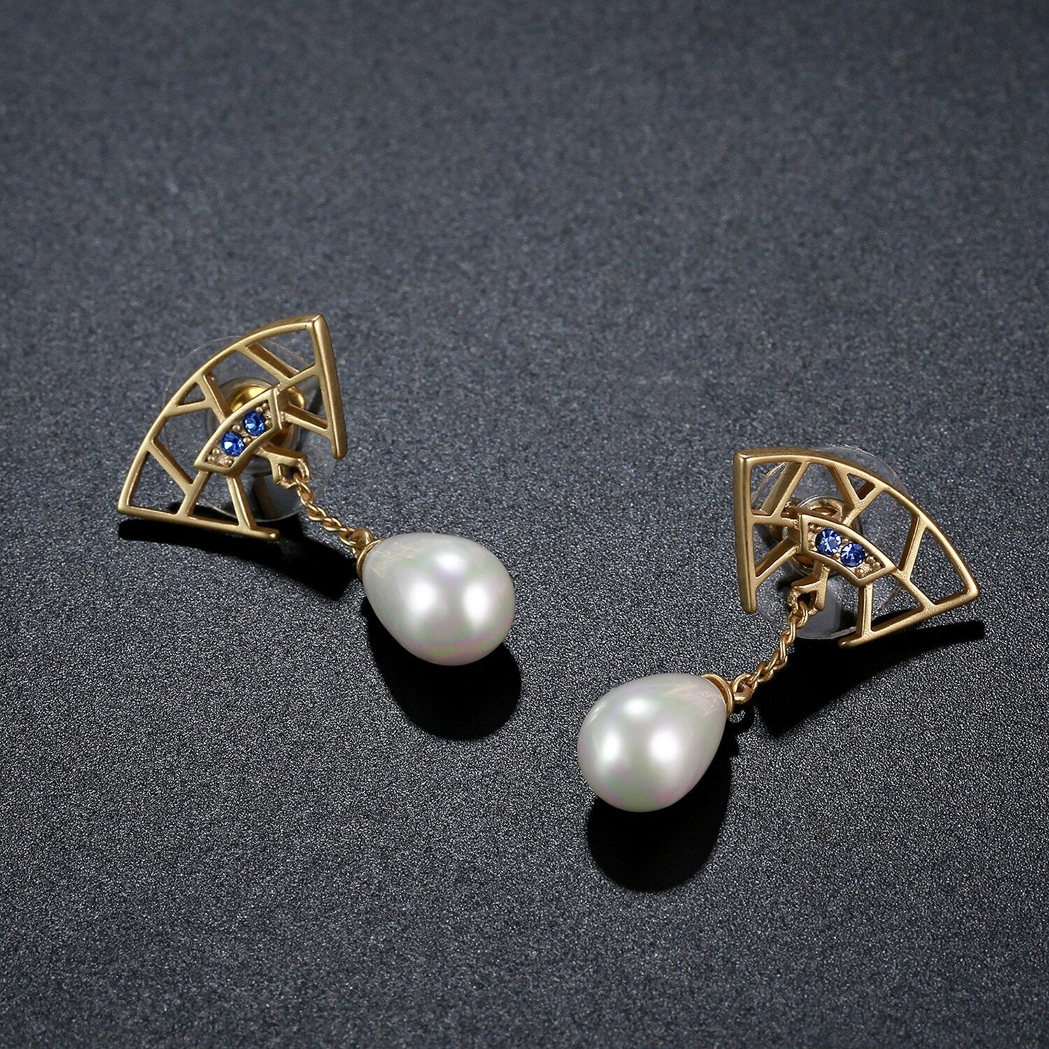 Pearl Cubic Zirconia Drop Earrings -KJE0418 - KHAISTA